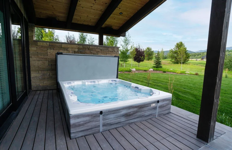 M Series lifestyle 10 bullfrog spas